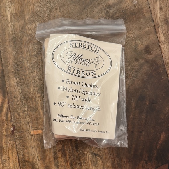 Brand new 3007 Nikolay pointe shoes (71/2, XXX, M) - Picture 14 of 16